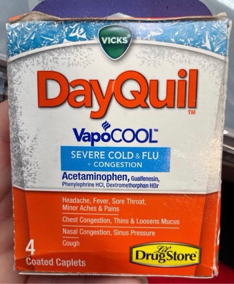 Vicks DayQuil VapoCOOL SEVERE Cold & Flu + Congestion Medicine, Non-Drowsy Max Strength 9-Symptom Relief for Fever, Sore Throat, Chest Congestion, Stuffy Nose, Nasal Congestion, Cough, 4 Caplets