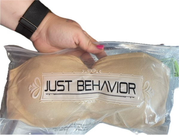 JUST BEHAVIOR Strapless Backless Sticky Self-Adhesive Lace Ribbed Everyday Base Bra for Women (Beige, Cup D)