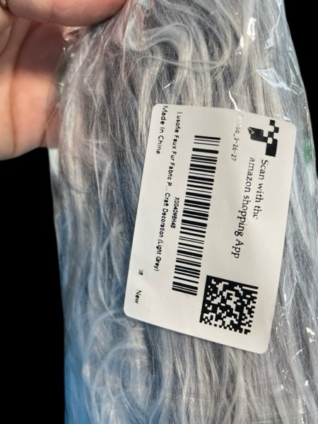 Lusofie Faux Fur Fabric Precut Strips 2x71inch Shaggy Plush Dark Grey Fur Fluffy Fuzzy Craft Fur for Gnomes Beard Santa Claus Hair Dwarf Cosplay Costume Easter DIY Craft Decoration (Light Grey)