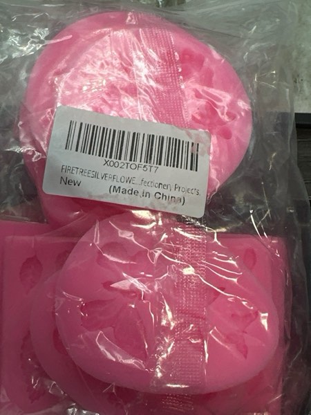 Condition photo showing New/Like New for FIRETREESILVERFLOWER Silicone Mould for Flower and Butterfly Candy - for Cake Decoration,Chocolate Fudge, Polymer Clay, Soap, Confectionery Projects.