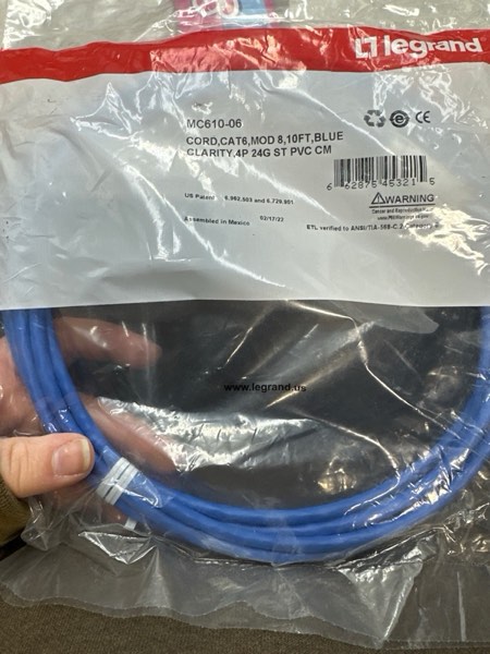Condition photo showing New/Like New for Ortronics Clarity 6 - Patch cable - RJ-45 (M) to RJ-45 (M) - 10 ft - UTP - CAT 6 - molded snagless stranded - blue