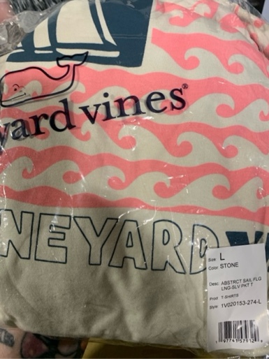 (Large) vineyard vines Men's Abstract Sailing Flag Long-Sleeve Pocket Tee