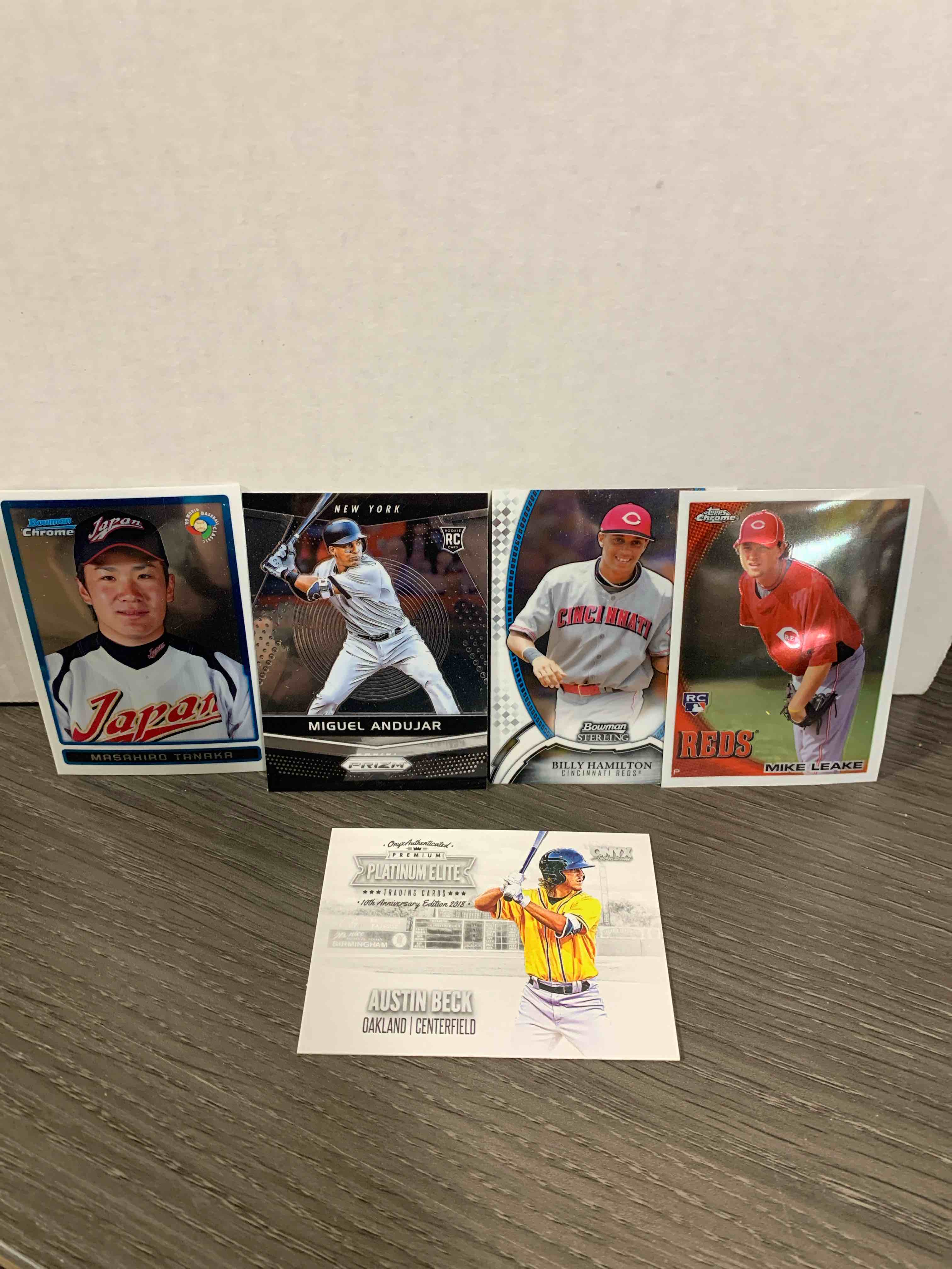 5 Card Lot of Baseball Cards