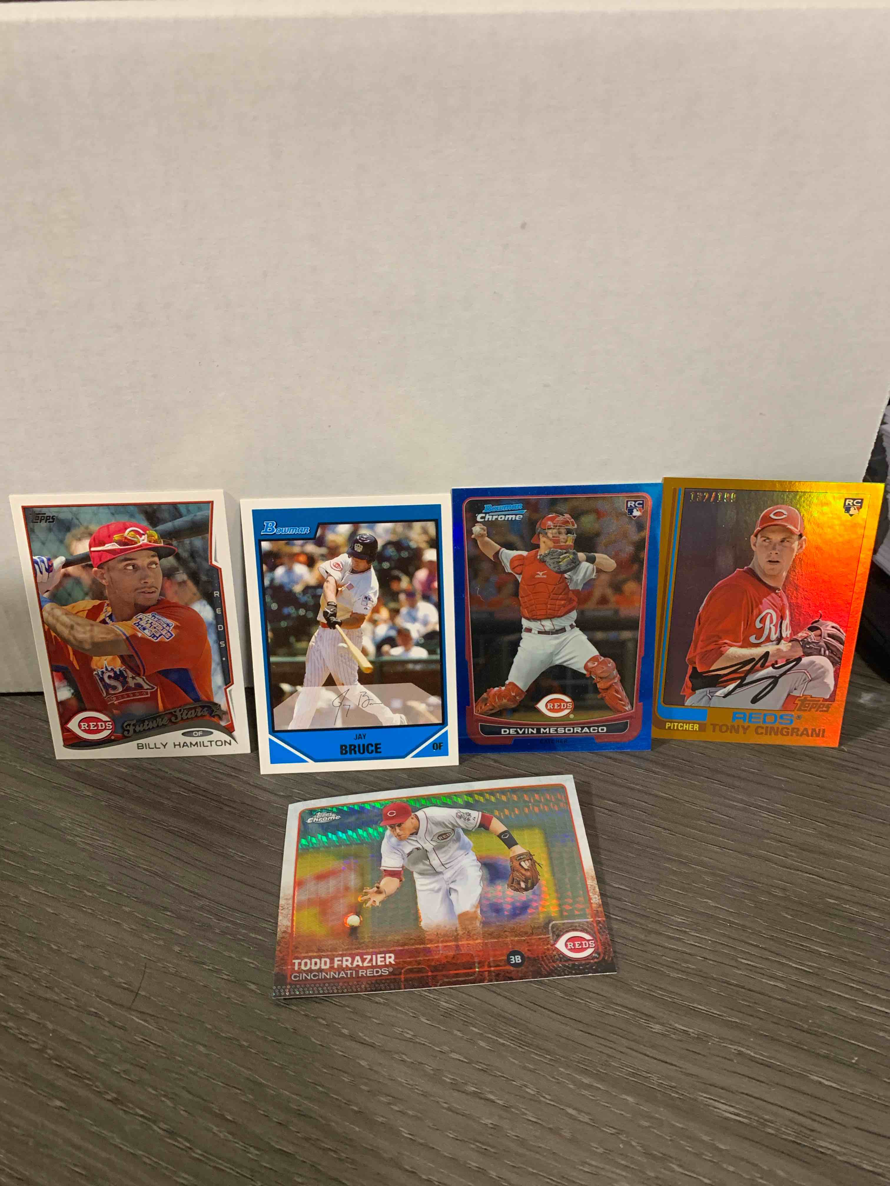 5 Card Lot of Baseball Cards
