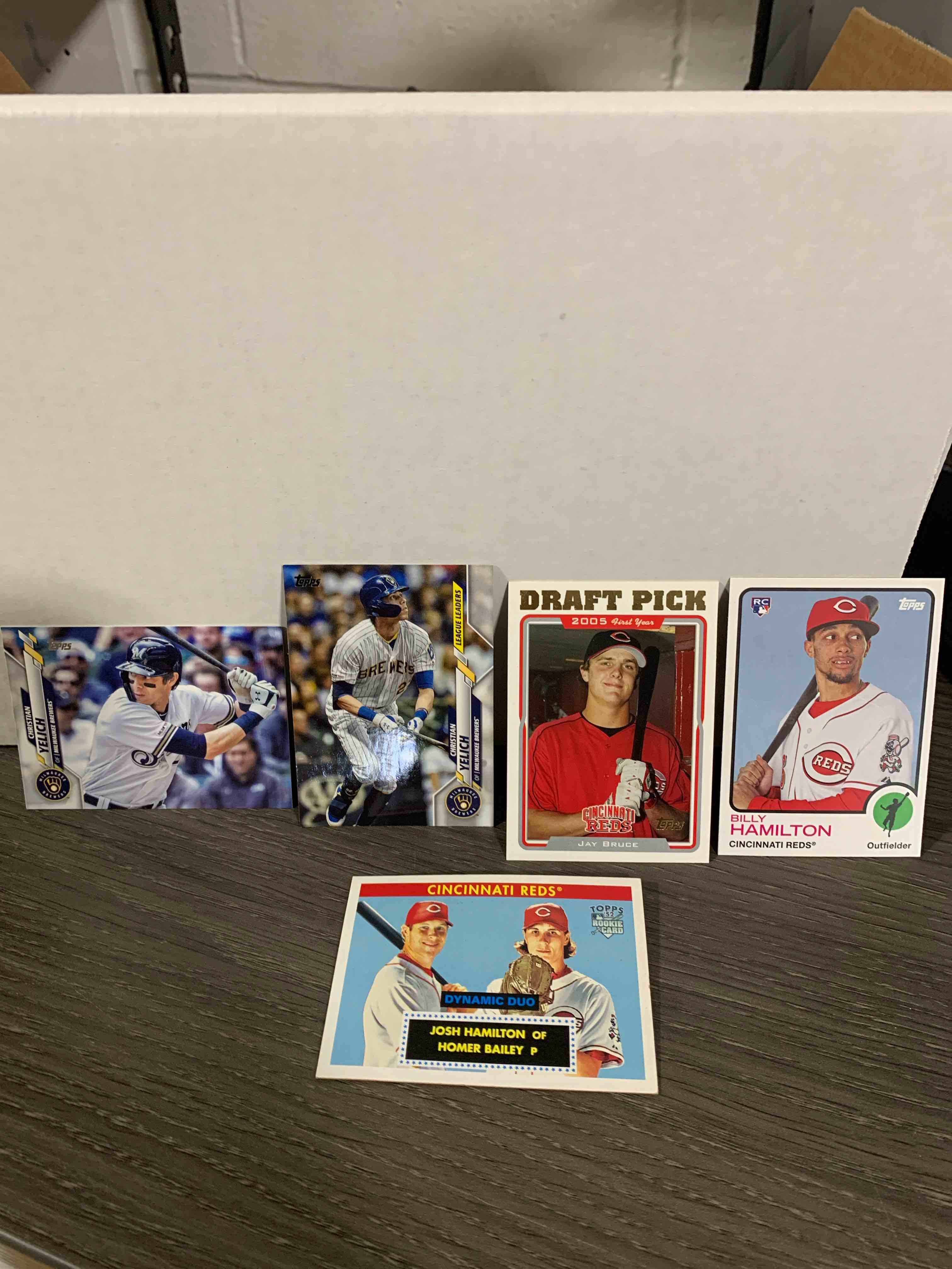 5 Card Lot of Baseball Cards