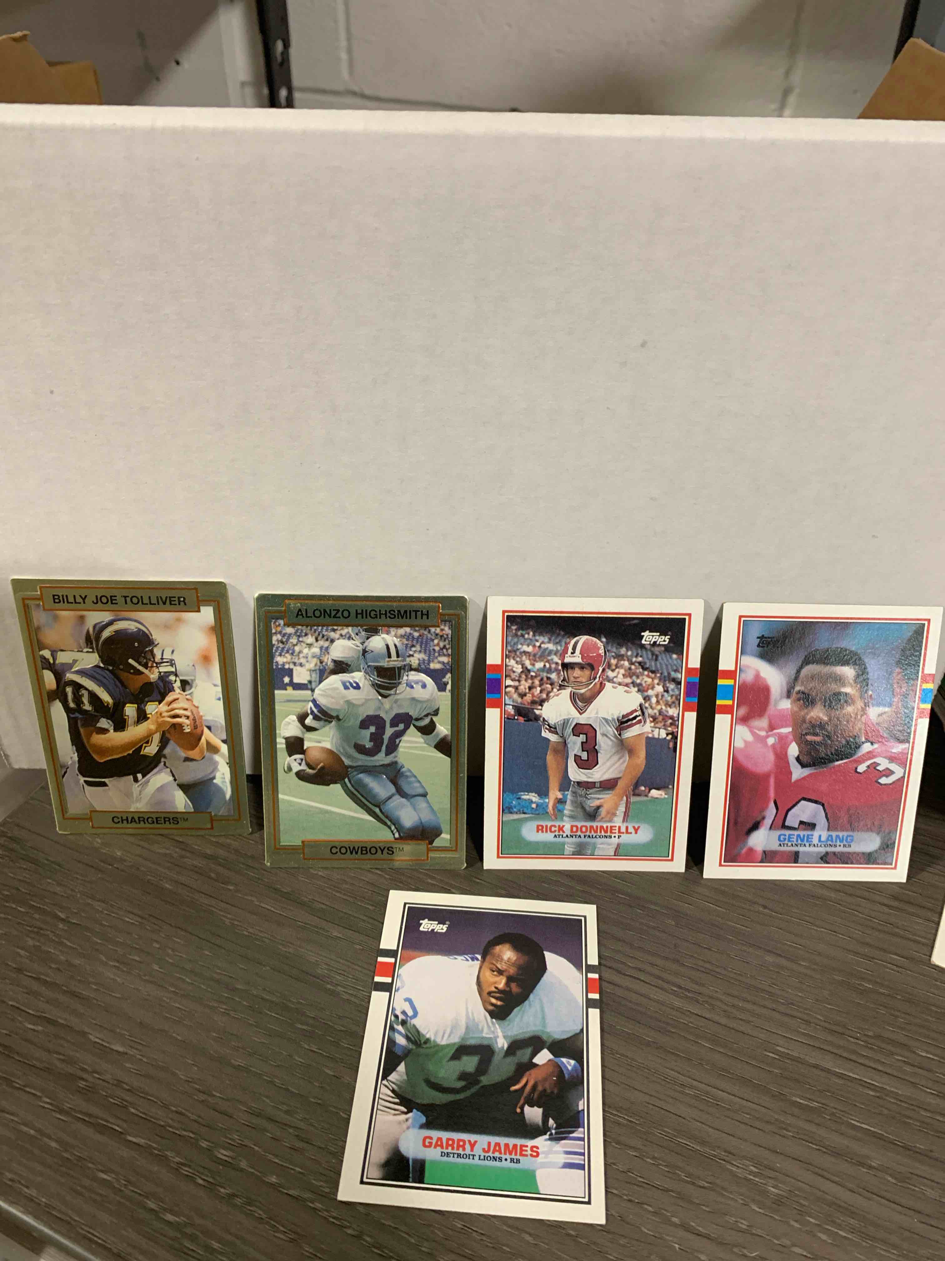 5 Card Lot Of NFL Cards