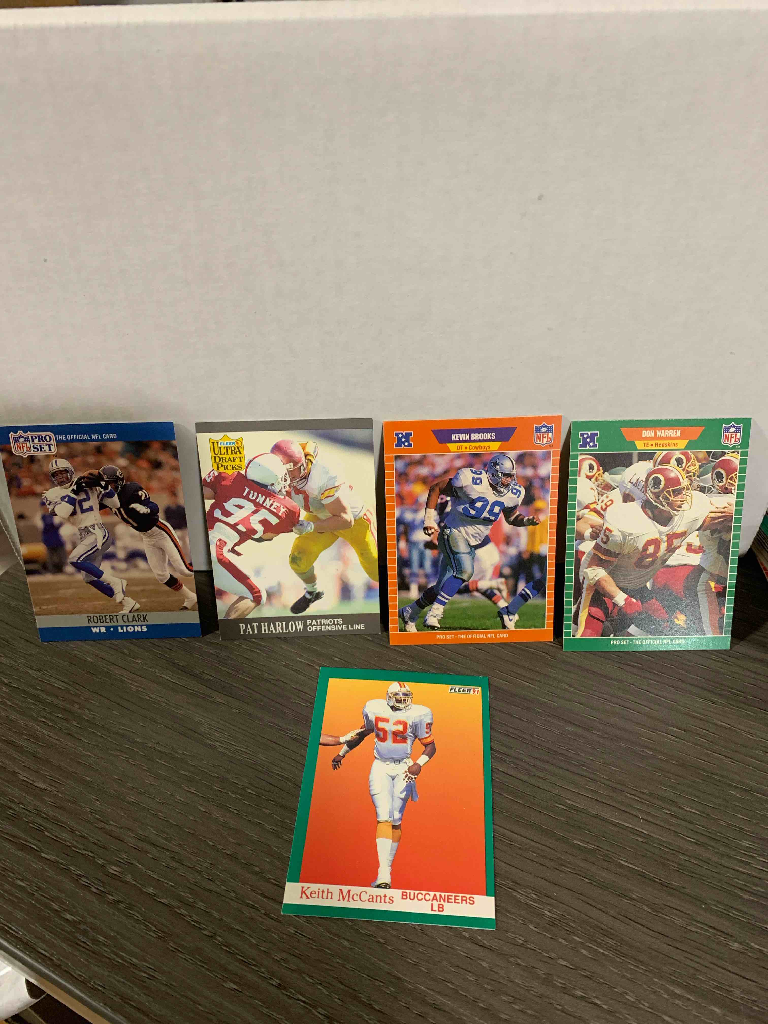 5 Card Lot Of NFL Cards