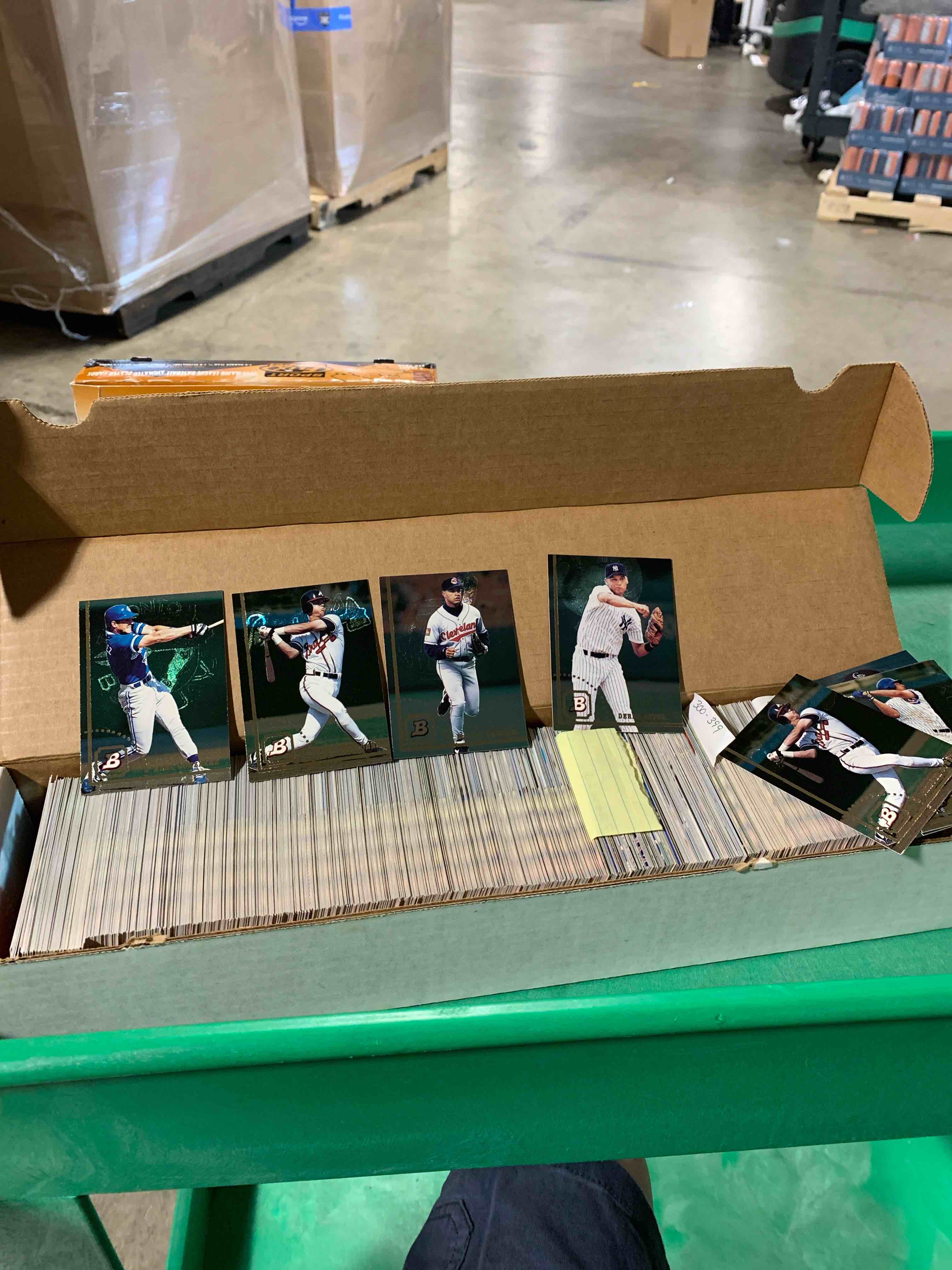 ( INCUDES DEREK JETER ROOKIE CARD) 1994 Topps Bowman Set 