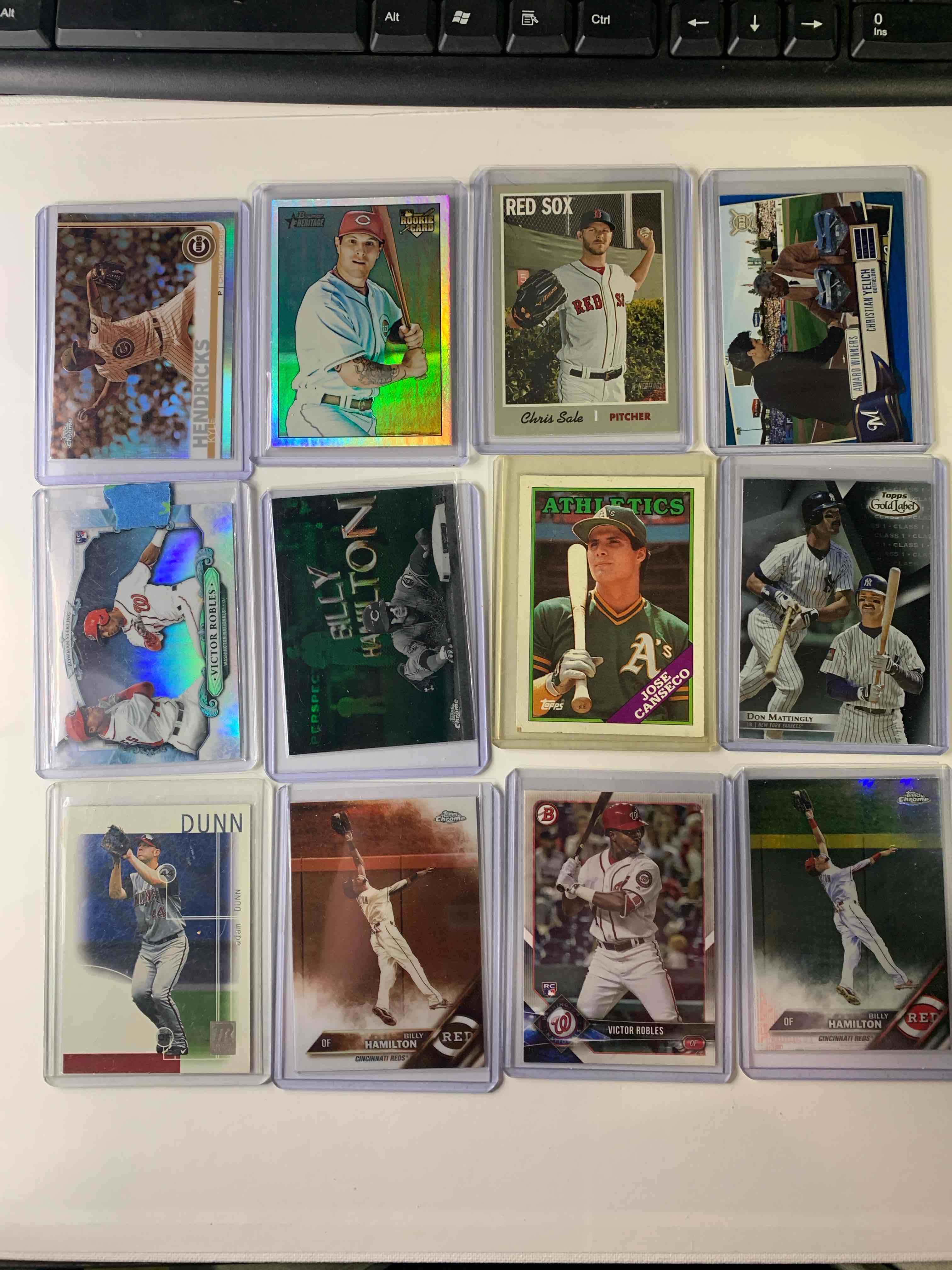 12 Card Baseballs Card Lot