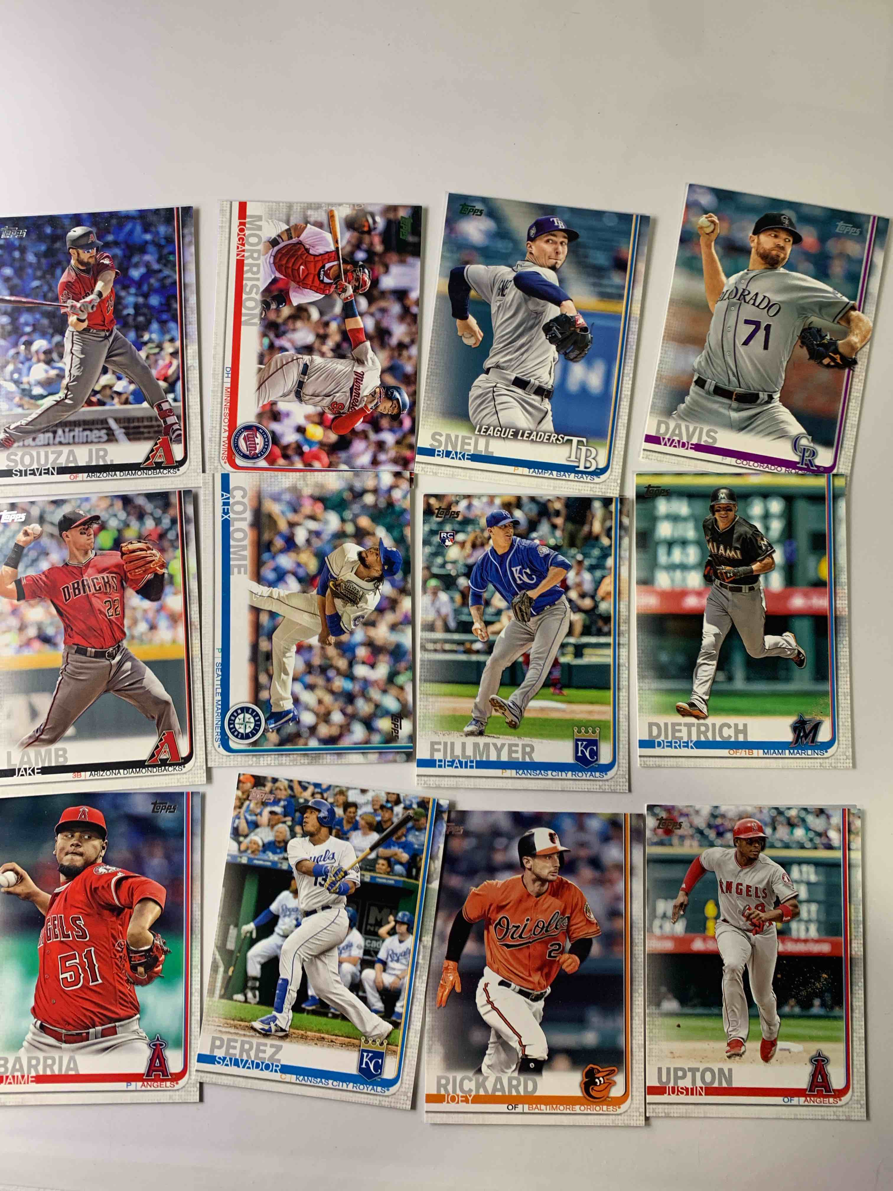 12 Card Baseballs Card Lot