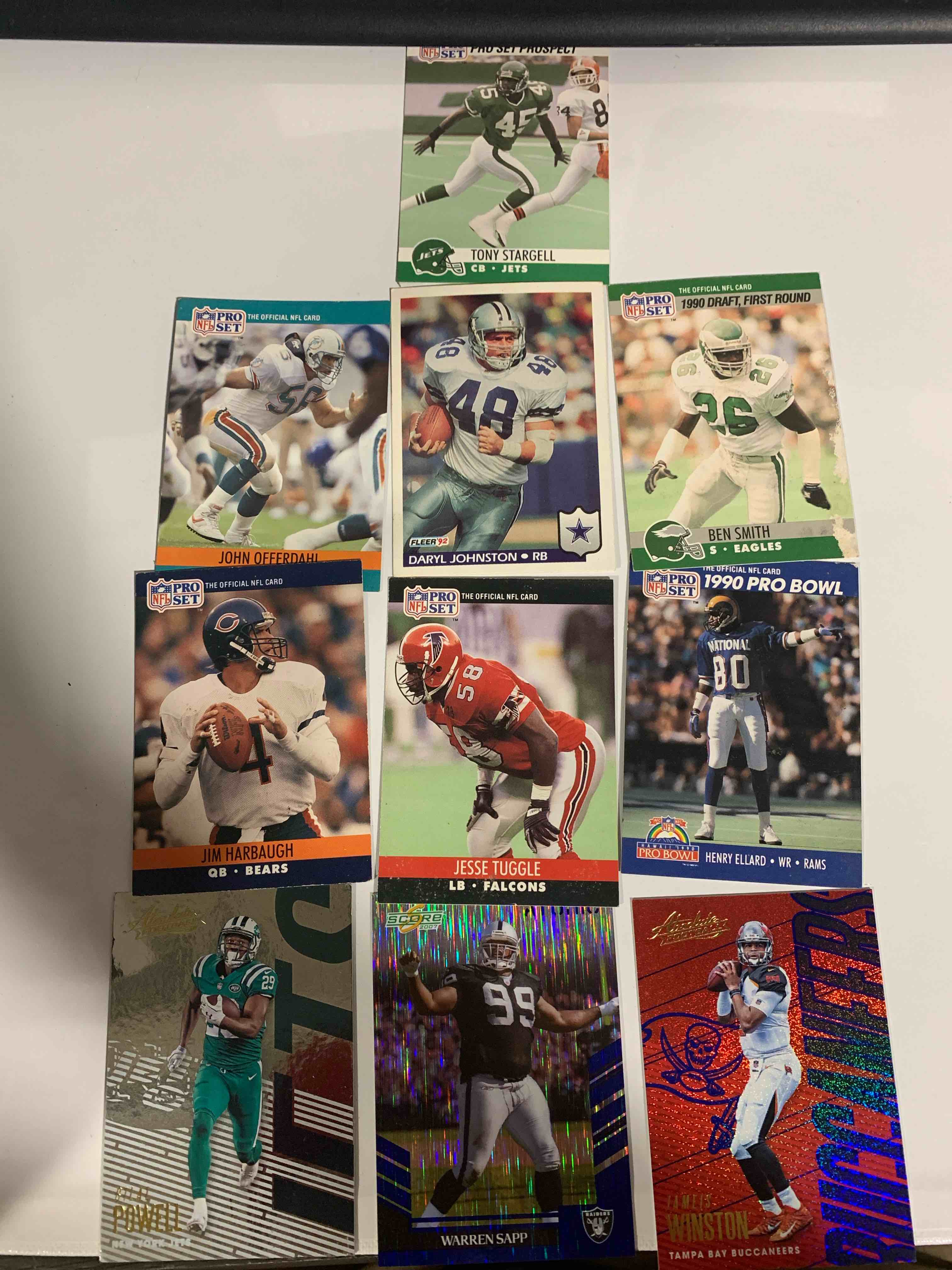 Lot of 10 NFL Cards 