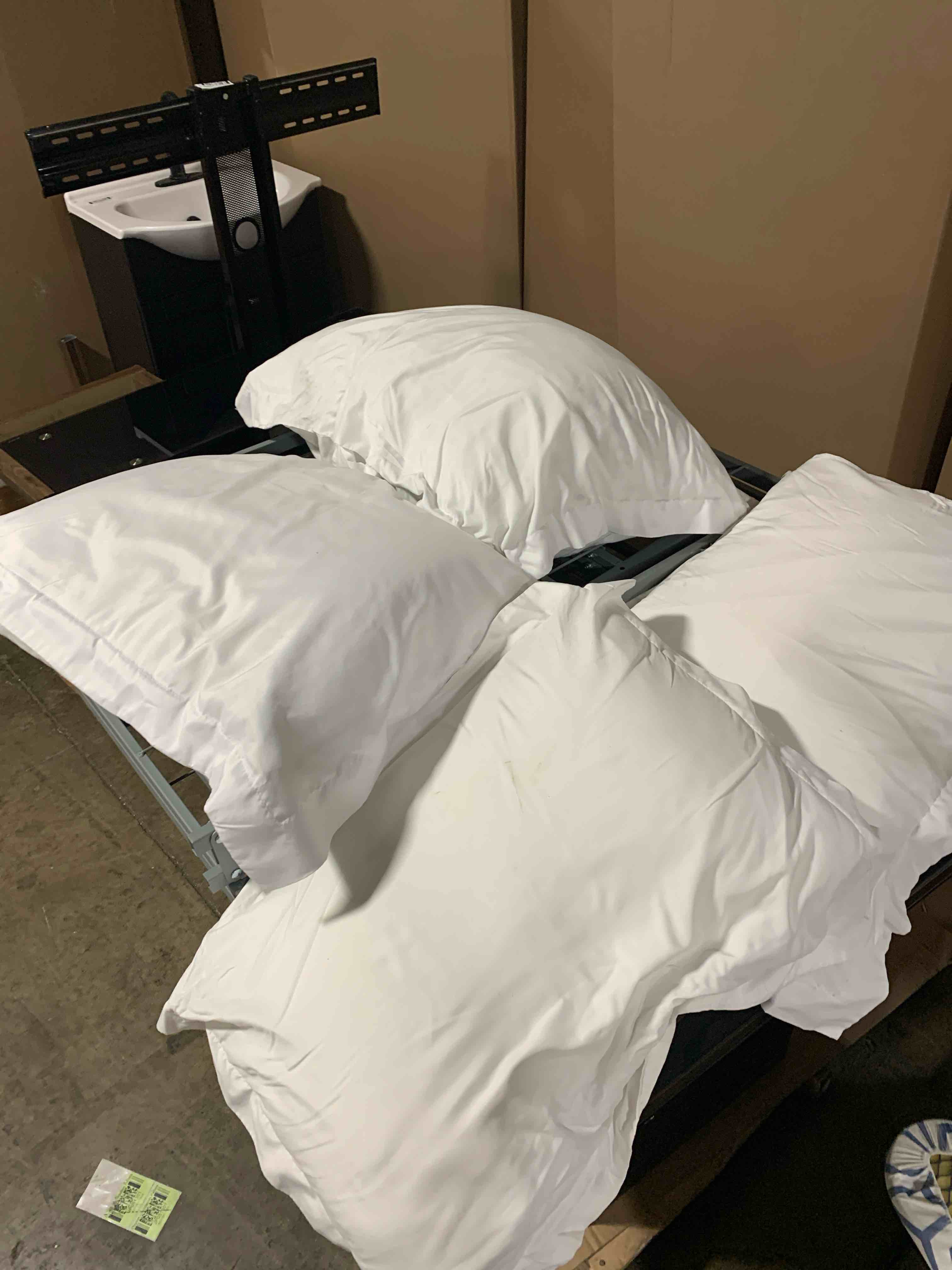 4 Standard Size Pillows 