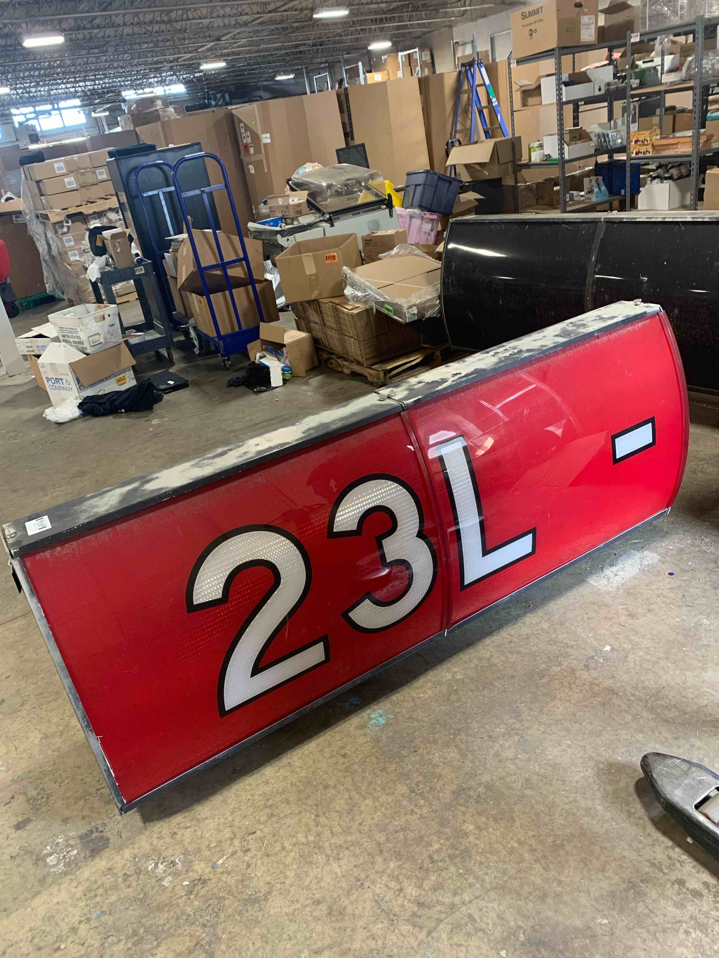 (TRUCK REQUIRED) Taxi Way Sign