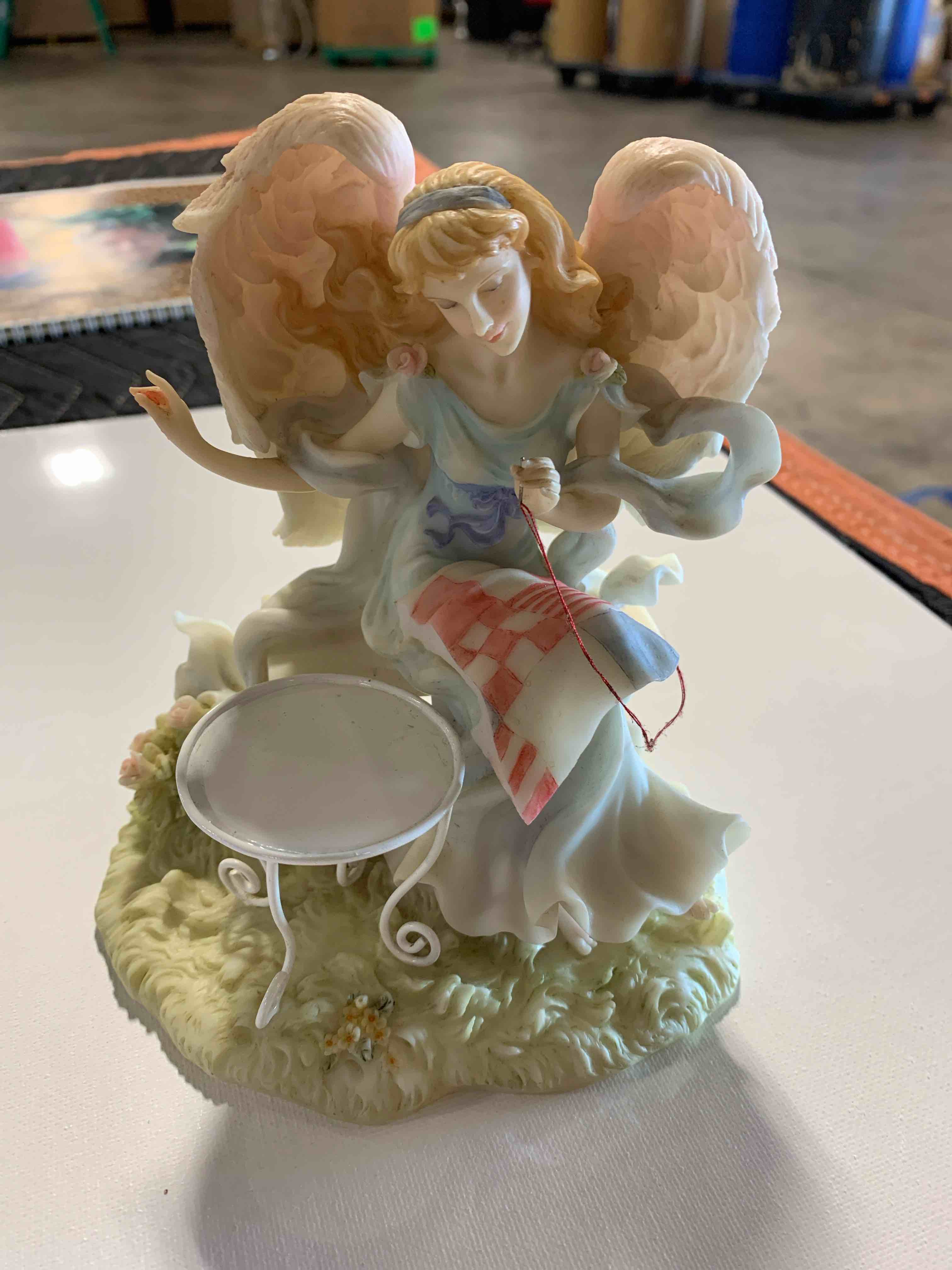 24 Seraphim Classics Angel 