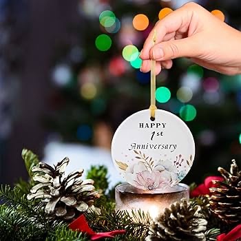 First Year Wedding for Couple,1st Anniversary Christmas Hanging Ornament 2025,1 Year Anniversary Newiyed Ornaments Keepsakeer, Married Decoration with Card for Her