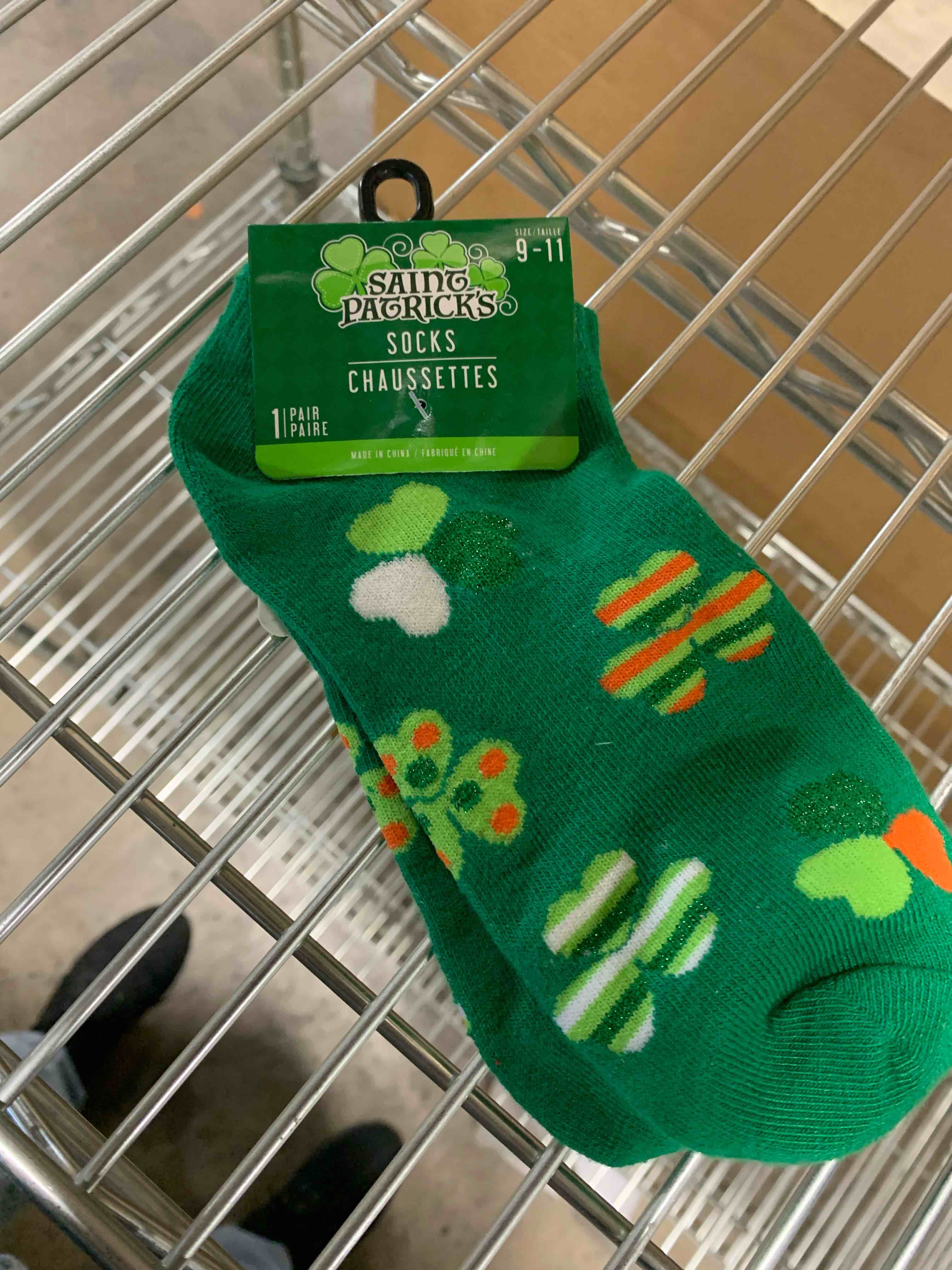 St. Patricks Day Green Ankle Socks Size 9-11 Leprechaun Gold Buckle Discontinued