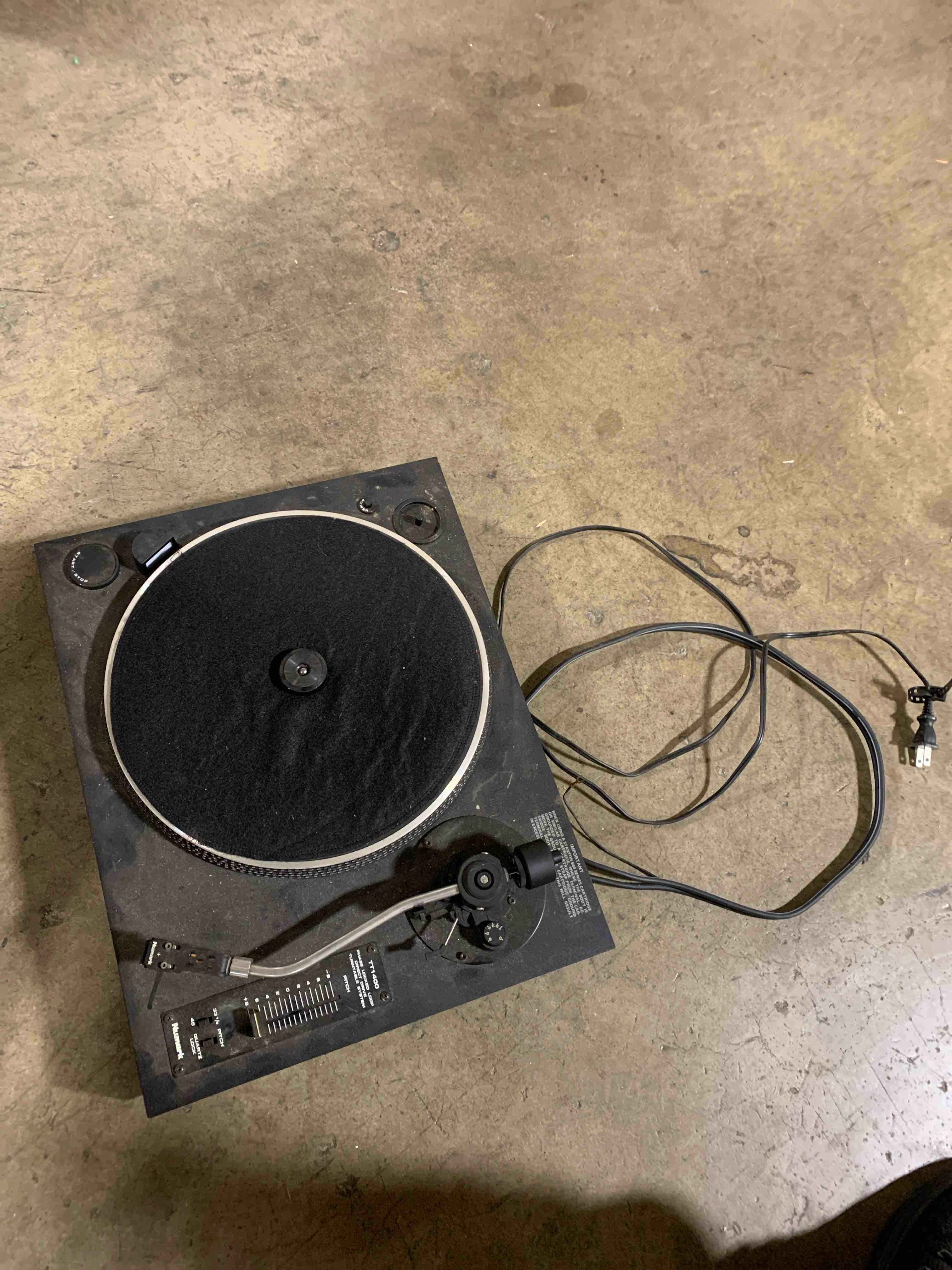 Numark TT1400 Direct Drive Turntable System 