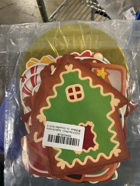 Condition photo showing New/Like New for AUGSUN 54pcs Merry Christmas Hanging Swirls Decorations Candy Gingerbread House Hanging Swirls for Winter Christmas Party Home Bar Decor Holiday Party Classroom Supplies Decorations