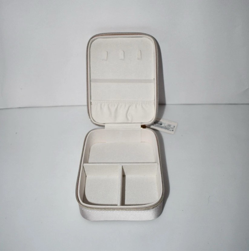 A New Day Rectangular Travel Jewelry Organizer in Brown NWT