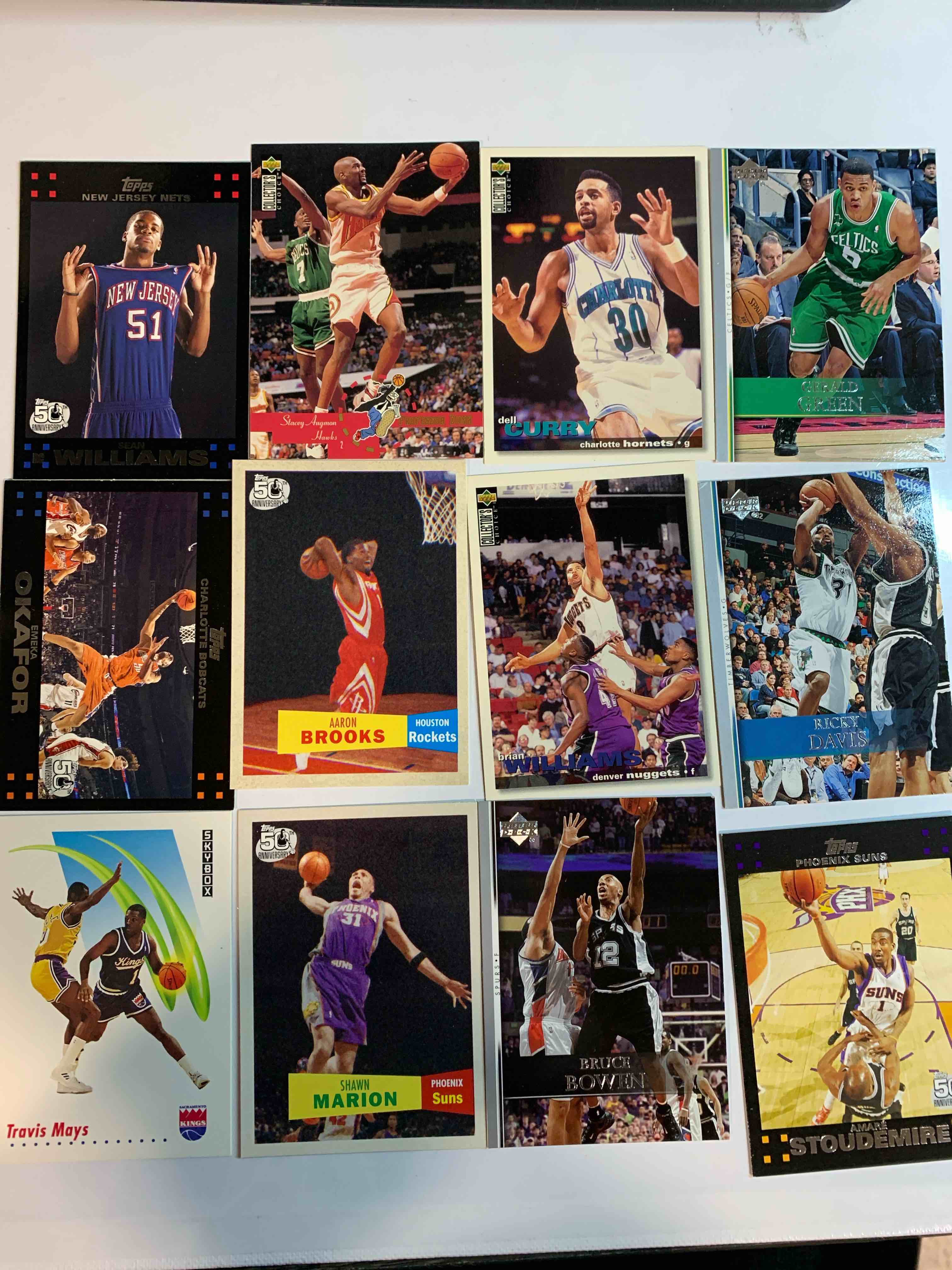 Condition photo showing Good Condition for 12 Basketball Card Lot