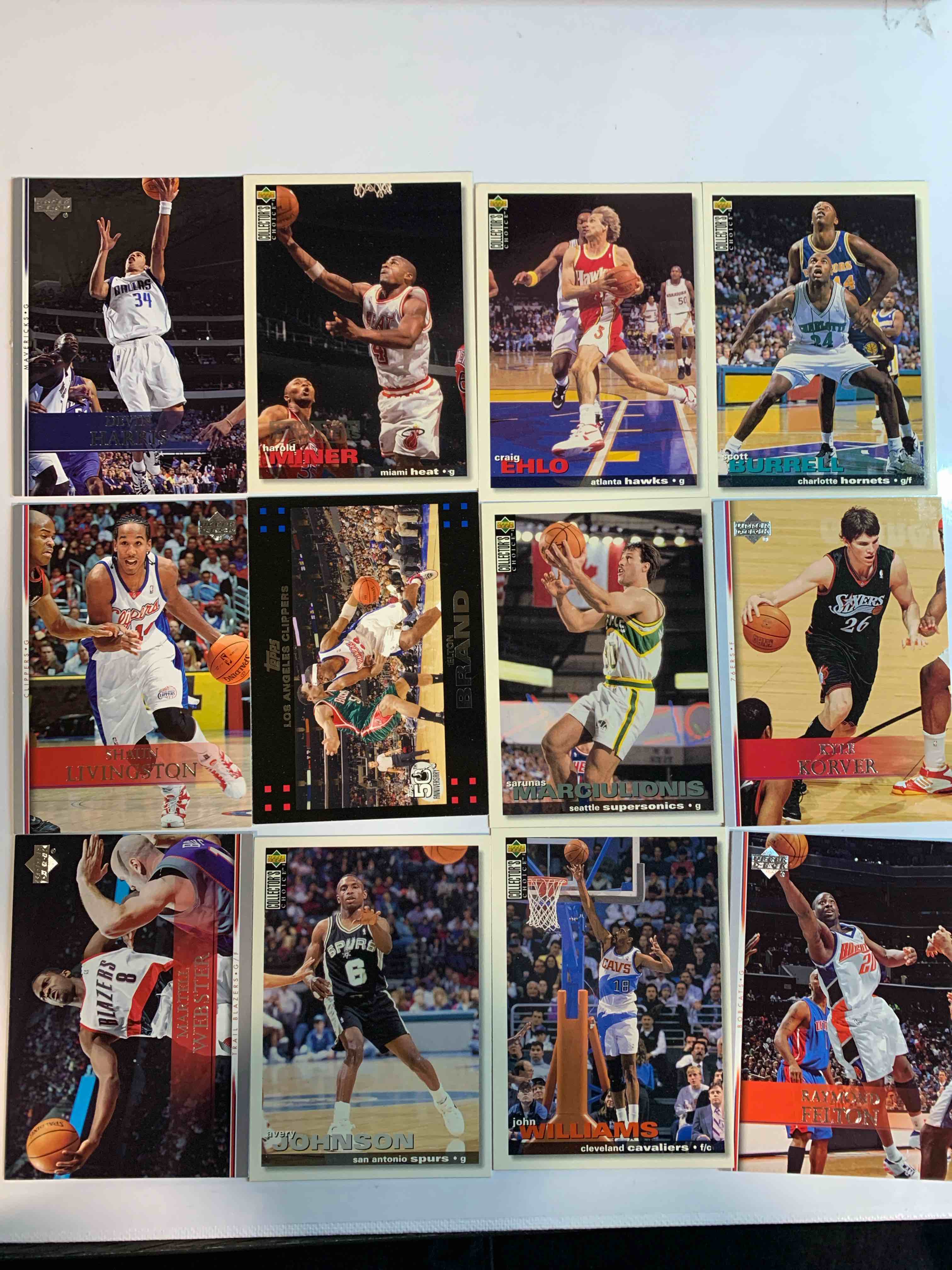 Condition photo showing Good Condition for 12 Basketball Card Lot