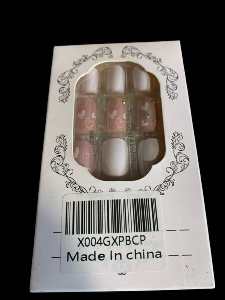 24 Pcs Medium Square Press on Nails Natural Looking Fake Nails with Rhinestone Design Valentine’s Day False Nails Matte Full Cover Nails Press ons Acrylic Artificial Nails for Women Heart Nails