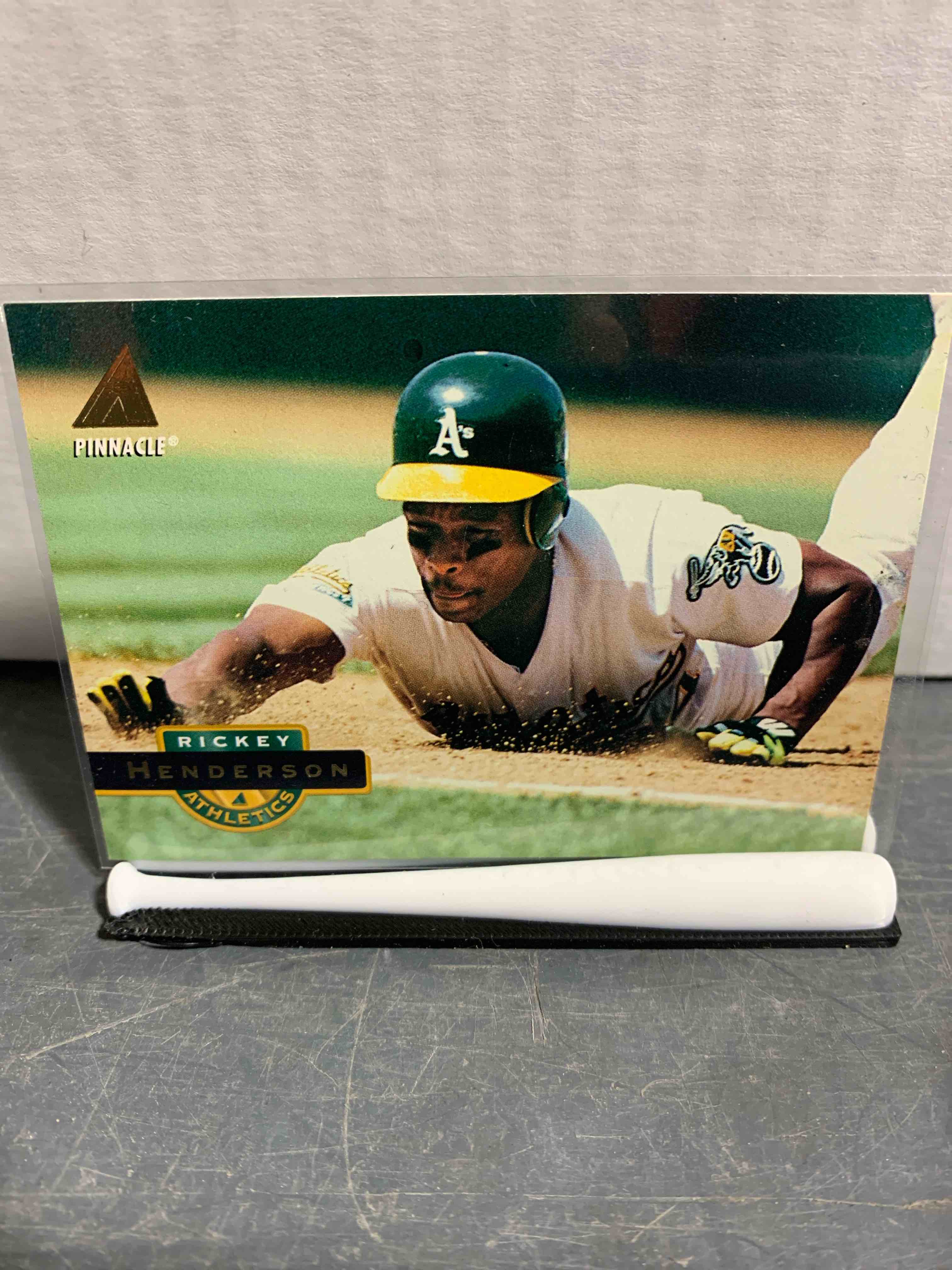 1994 Pinnacle #450 Rickey Henderson Oakland Athletics