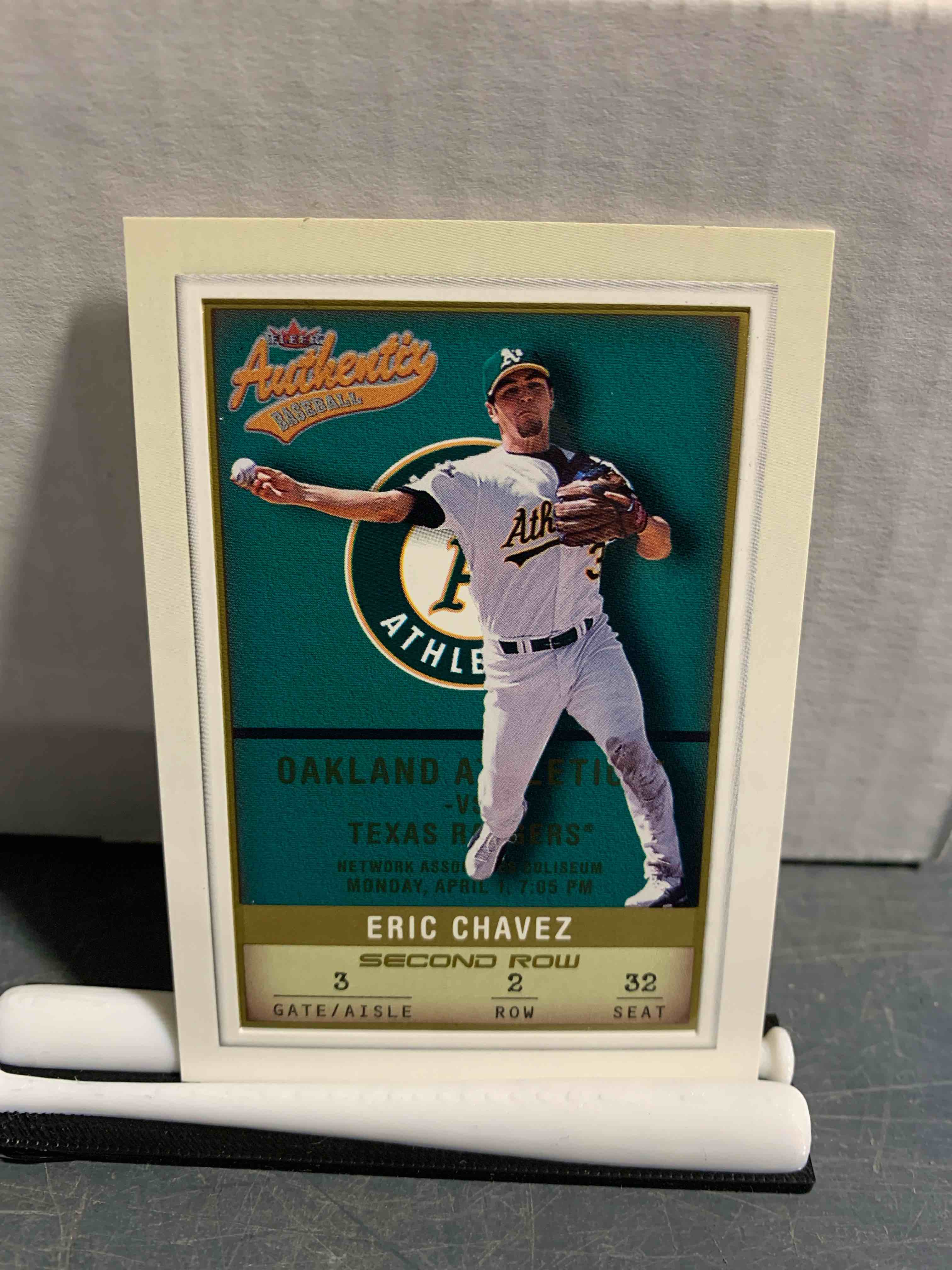 2002 Fleer Authentic Eric Chavez #28 Oakland Athletics