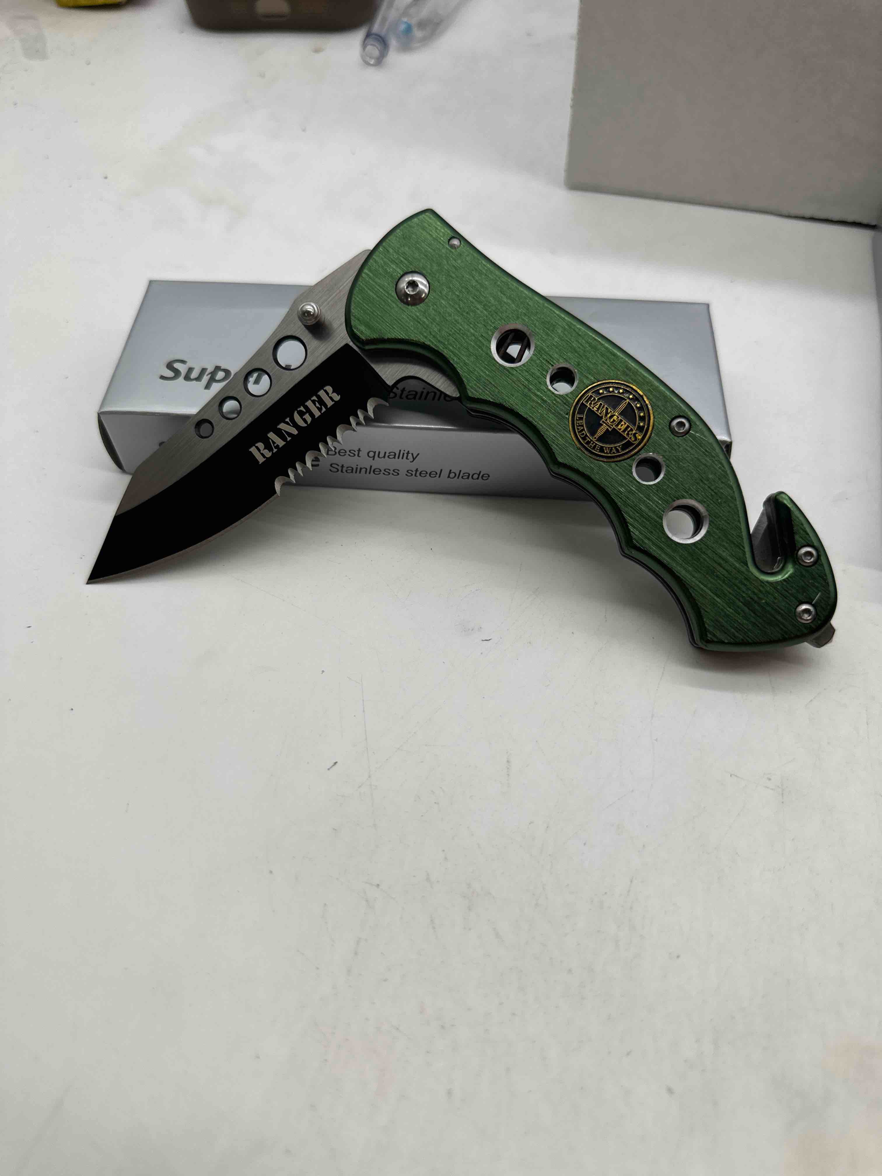 Bryce’s Knife Auction 