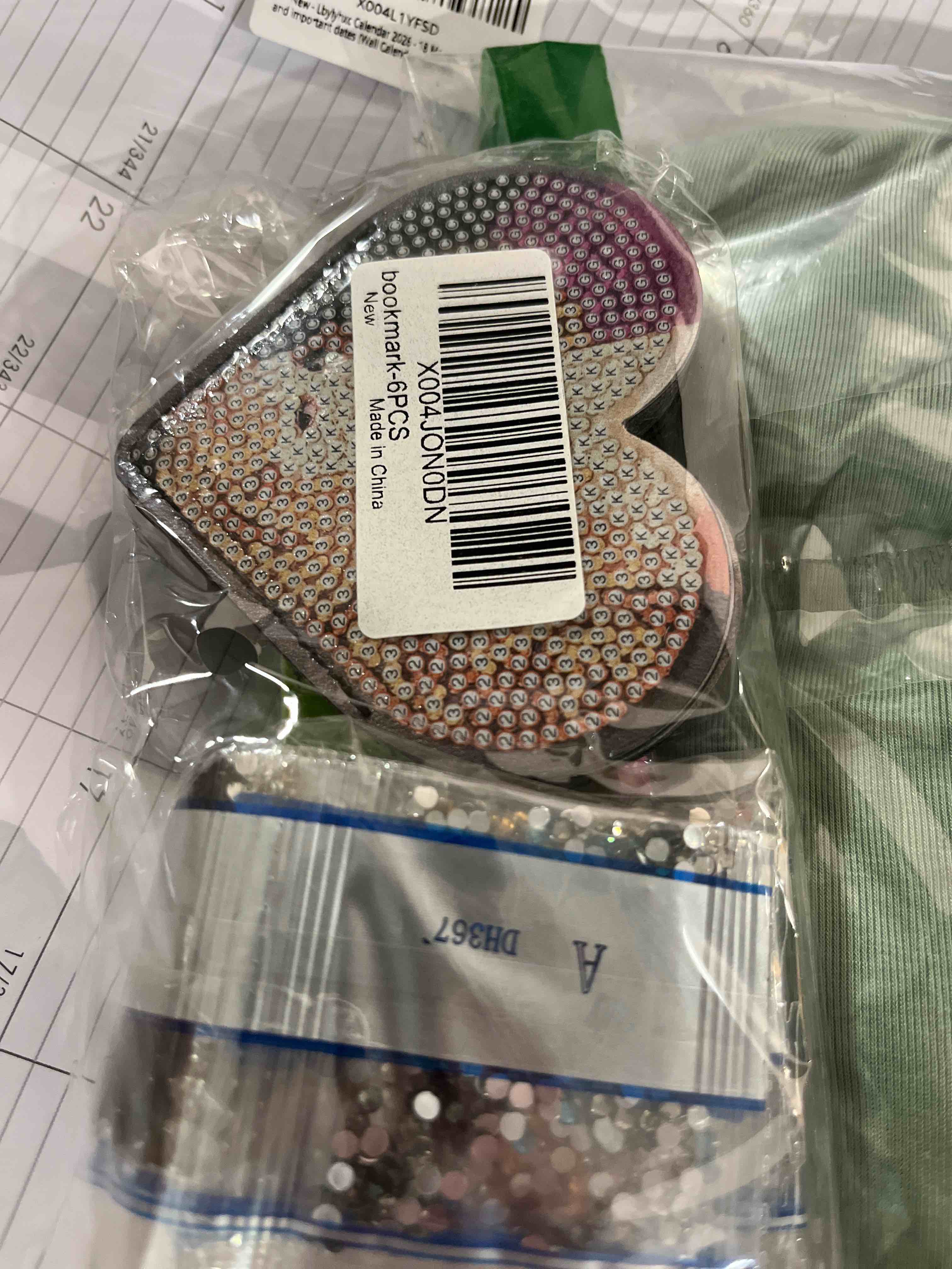 Condition photo showing New/Like New for hart box