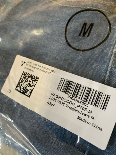 Condition photo showing New/Like New for GRAPENT Jean Capris for Women Wide Leg Jeans High Waisted Seamed Front Raw Hem Denim Capri Pants Stretchy (medium)
