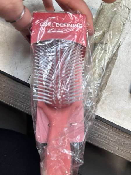 Condition photo showing New/Like New for Curly Hairbrush,Curl Defining Brush for Defining Curls, Voluming, Shaping Styling Tool for Women (Pink)