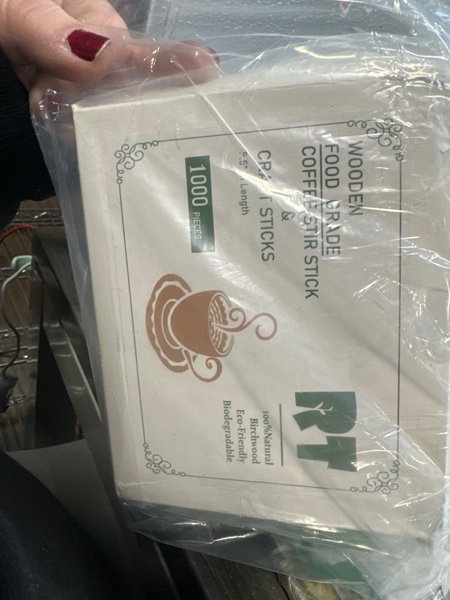 Condition photo showing New/Like New for RT?Wooden coffee stirrer natural birch can be used for tea hot drinks and cold drinks the stirrer sticks 5.5"inch 1000 sticks packaging