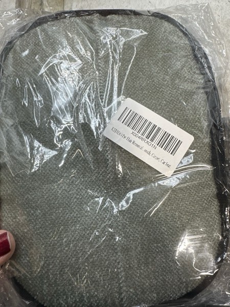 Condition photo showing New/Like New for Pet Hair Removal Glove for Cats & Dogs, New Upgraded Electrostatic Pet Hair Gloves, Reusable Pet Hair Remover Tool for Clothing, Couch, Carpet, Car Seat