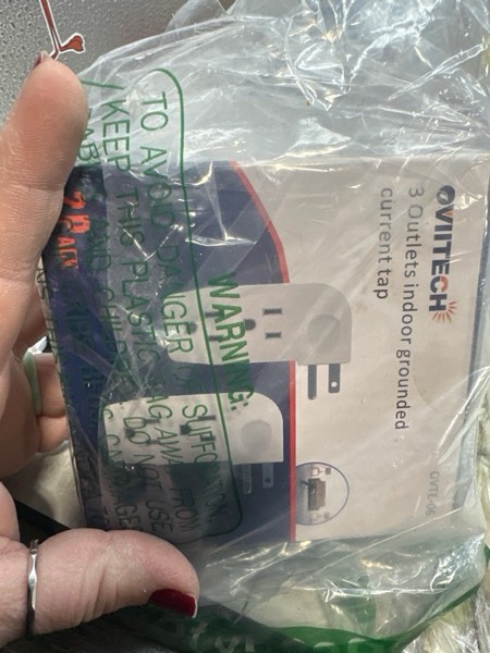 Condition photo showing New/Like New for oviitech 3 Way Outlet Vertical Wall Tap Splitter Adapter with 3 Prong Plug for Behind Furniture, Hard Plastic,UL Listed,2PK… white/2PK