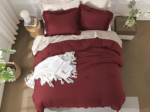 Andency Burgundy Comforter (Has a cut in it) 