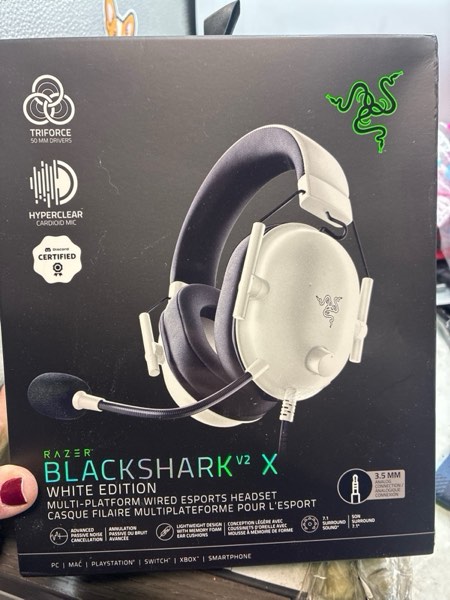 Condition photo showing New/Like New for Razer BlackShark V2 X Gaming Headset: 7.1 Surround Sound - 50mm Drivers - Memory Foam Cushion - for PC, Mac, PS4, PS5, Switch - 3.5mm Audio Jack - White White 3.5 mm PC Headset