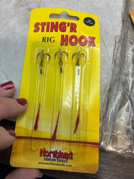 Condition photo showing New/Like New for Northland Sting'r Hook-Pack of 3