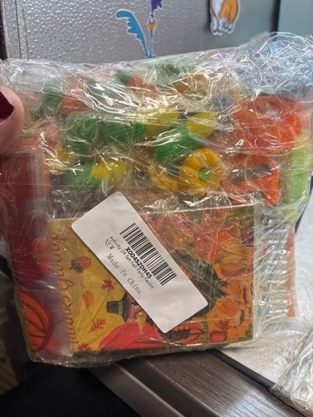 Condition photo showing New/Like New for 220 Pcs Fall Stationery Gift Set Pumpkin Party Favors Pencil Notebook Ruler Eraser Sticker Card Pencil Sharpener Bag for Friendsgiving Goodie Bag Filler Exchange Classroom Reward Prizes
