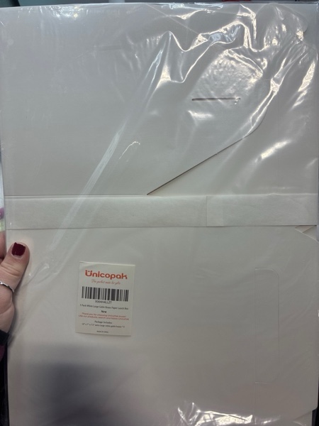 Condition photo showing New/Like New for unicopak 5 pack 10x7x7.5 extra large gable boxes white handled lunch boxes to go for birthday wedding party favors picnic welcome