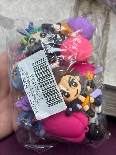 Condition photo showing New/Like New for keychains action figures keychain