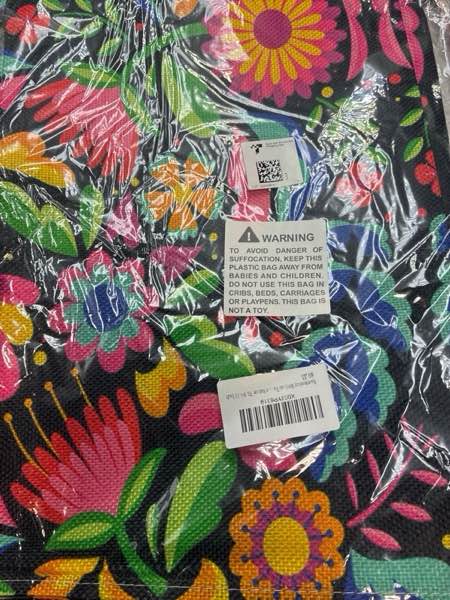 Condition photo showing New/Like New for Mexican Table Runners for Party 5 Pack, Dia De Los Muertos Altar, Day of The Dead Decorations, Flowers Fiesta 70.9×13 Inch