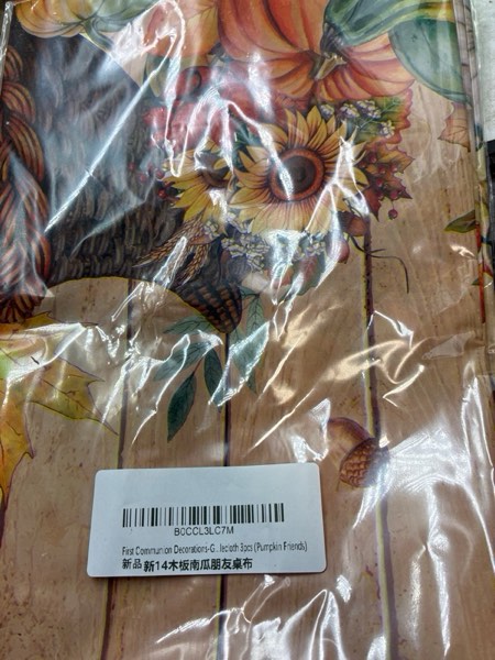 Condition photo showing New/Like New for Friendsgiving Party Decorations-3pcs Friendsgiving Tablecloth Fall Maple Leaves Pumpkin Friends Giving Table Cover for Autumn Fall Thanksgiving Party Supplies