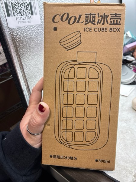 Condition photo showing New/Like New for Ice Cube Bottle Cool Summer ice Bottle Cup?800ml 2-in-1 zero Touch Press ice cube mold Easy Press to Release Vertical Ice Tray for Freezer (Green)