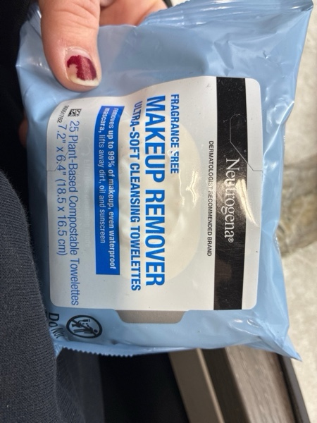 Condition photo showing New/Like New for Neutrogena Fragrance-Free Makeup Remover Wipes, Daily Ultra-Soft Micellar Cleansing Wipes Gently Remove Oil & Waterproof Makeup, Hypoallergenic, Made with Plant-Based Cloth, 25 ct 25 Count (Pack of 1)