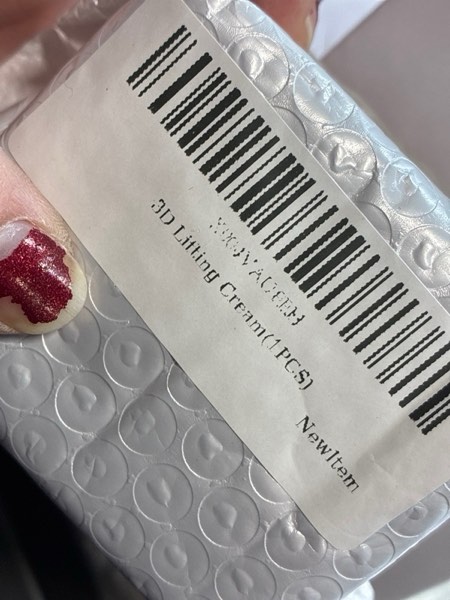 Condition photo showing New/Like New for 3D Effect Facial Cream 1.7 fl oz, Probiotic & Peptide Night Moisturizer for Face and Neck, Helps Improve the Look of Firmness and Fine Lines (1)