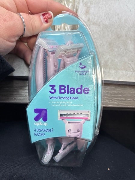 Condition photo showing New/Like New for Pivoting Head Women's 3-Blade Disposable Body Razors - 4ct - up&up™