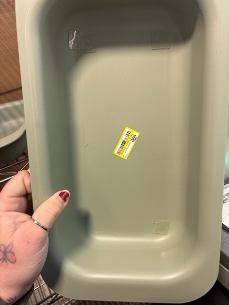 Condition photo showing New/Like New for Deep Caserrole Baking Dish