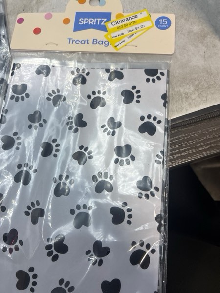 Condition photo showing New/Like New for 15ct Pet Treat Bags - Spritz™