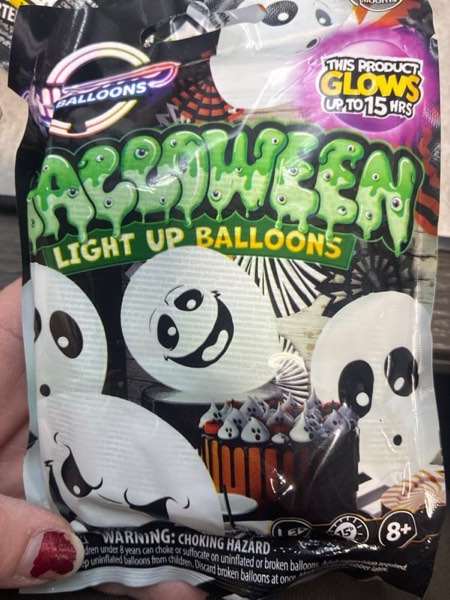 Condition photo showing New/Like New for iLLoom Balloon 5ct Latex Ghost White